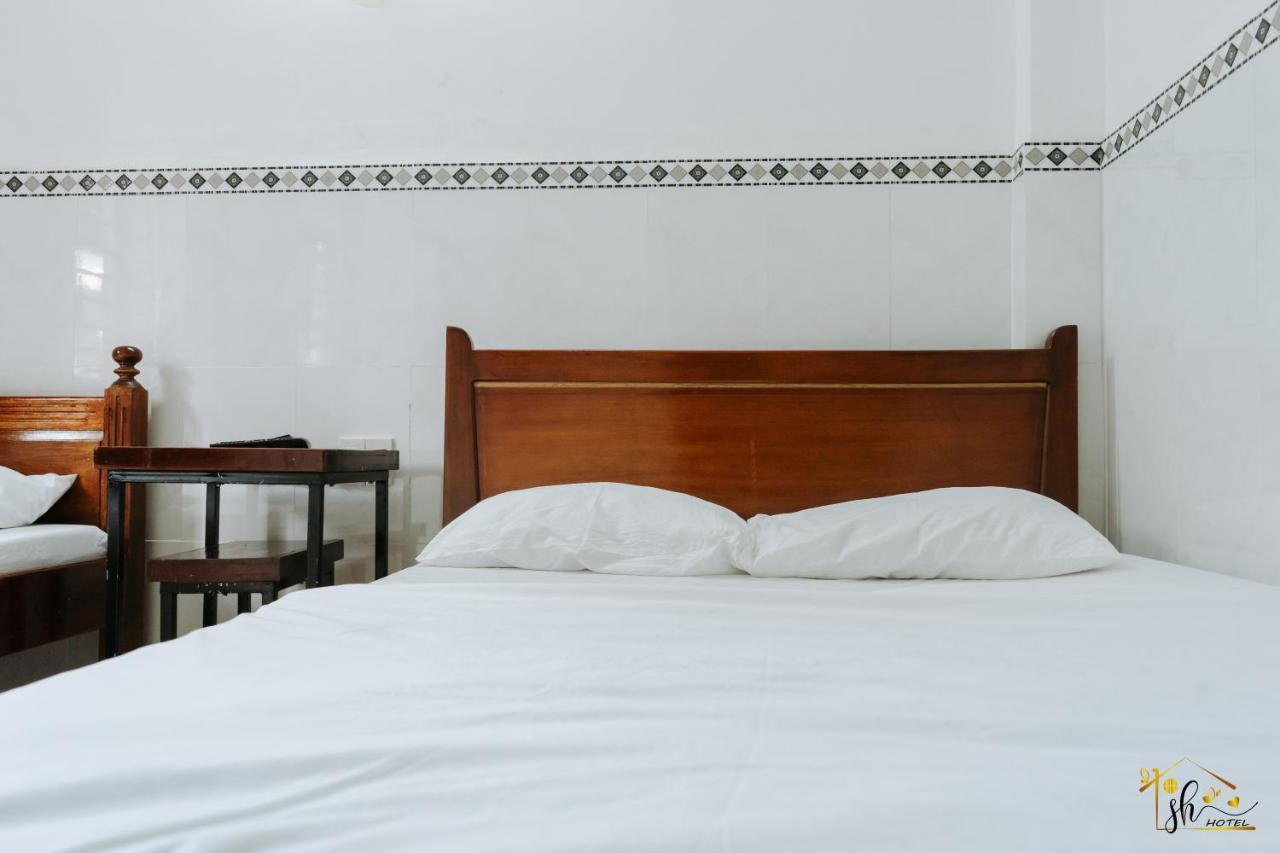 Sh Hotel Hue Bagian luar foto