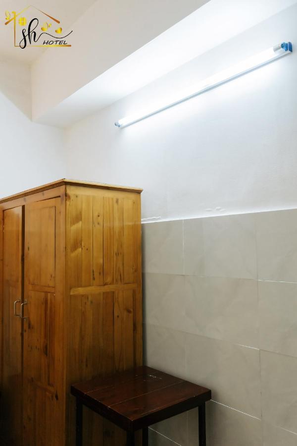 Sh Hotel Hue Bagian luar foto