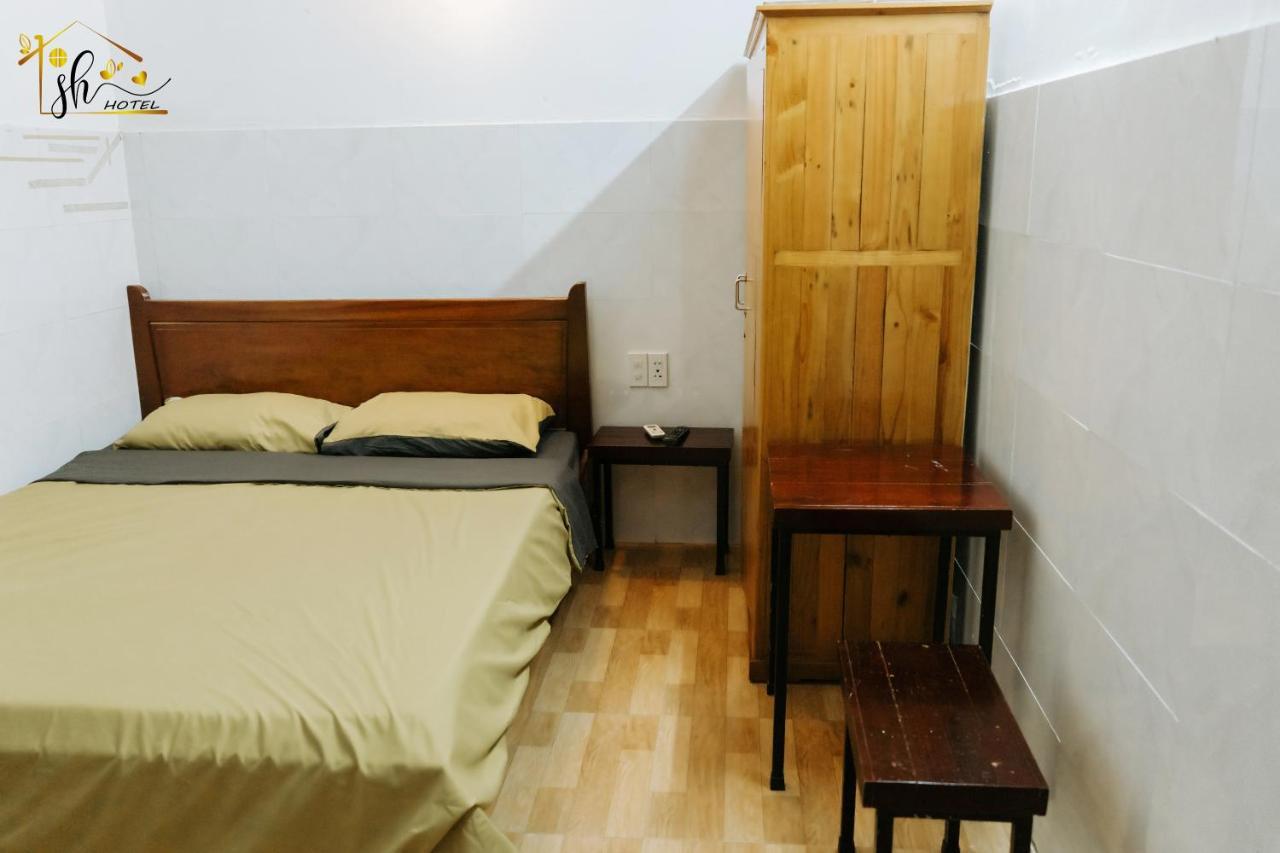 Sh Hotel Hue Bagian luar foto