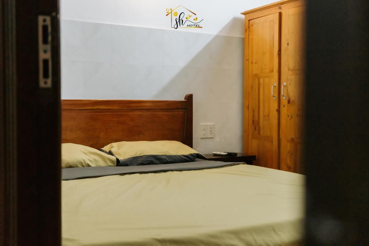 Sh Hotel Hue Bagian luar foto