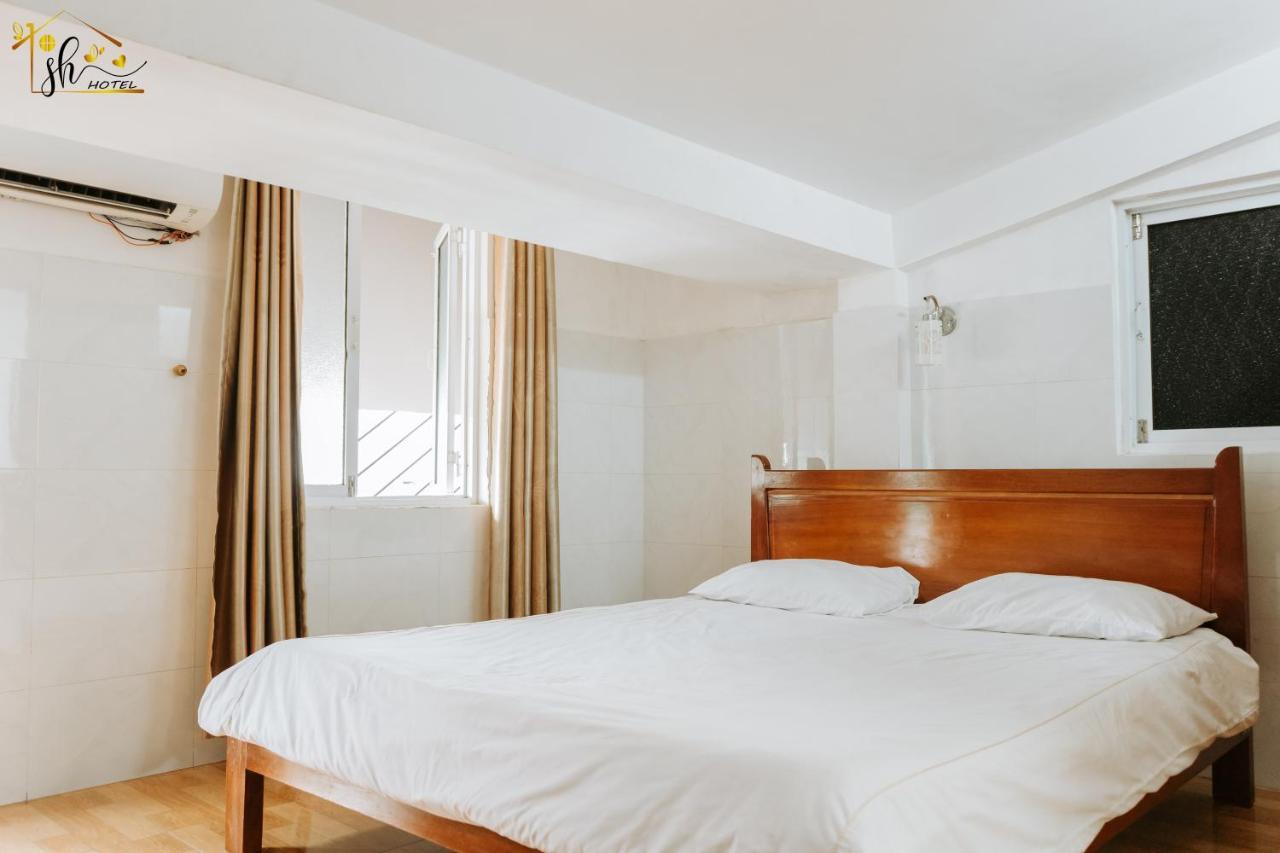 Sh Hotel Hue Bagian luar foto
