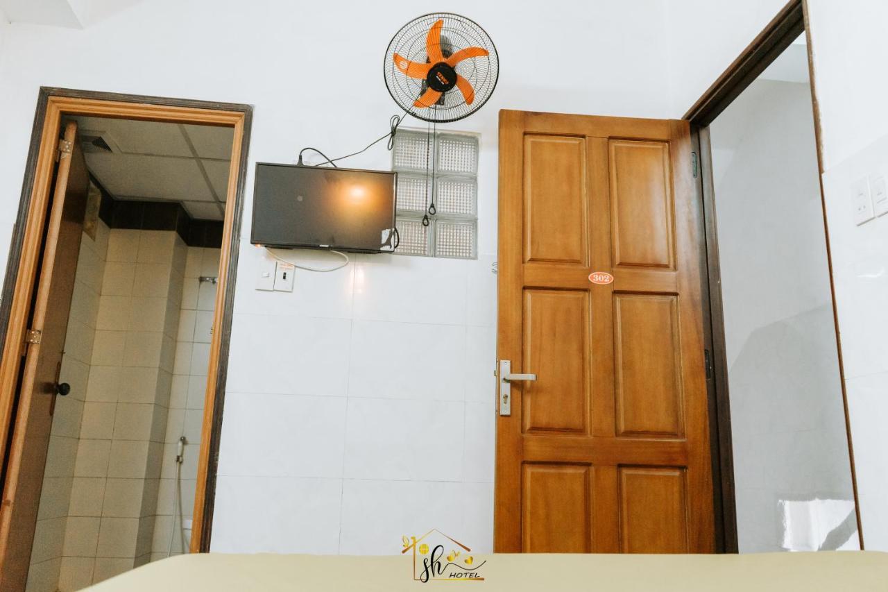 Sh Hotel Hue Bagian luar foto