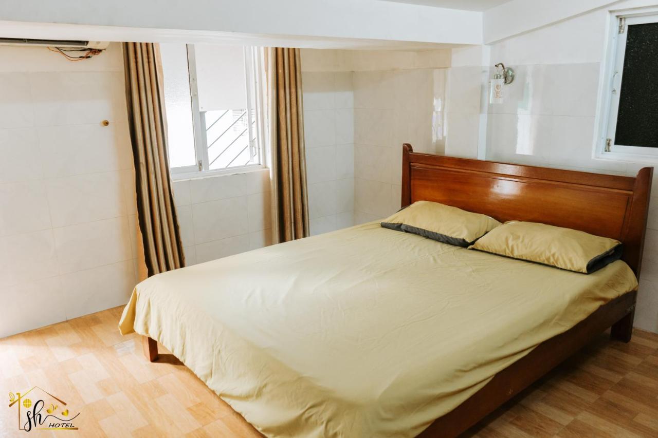 Sh Hotel Hue Bagian luar foto