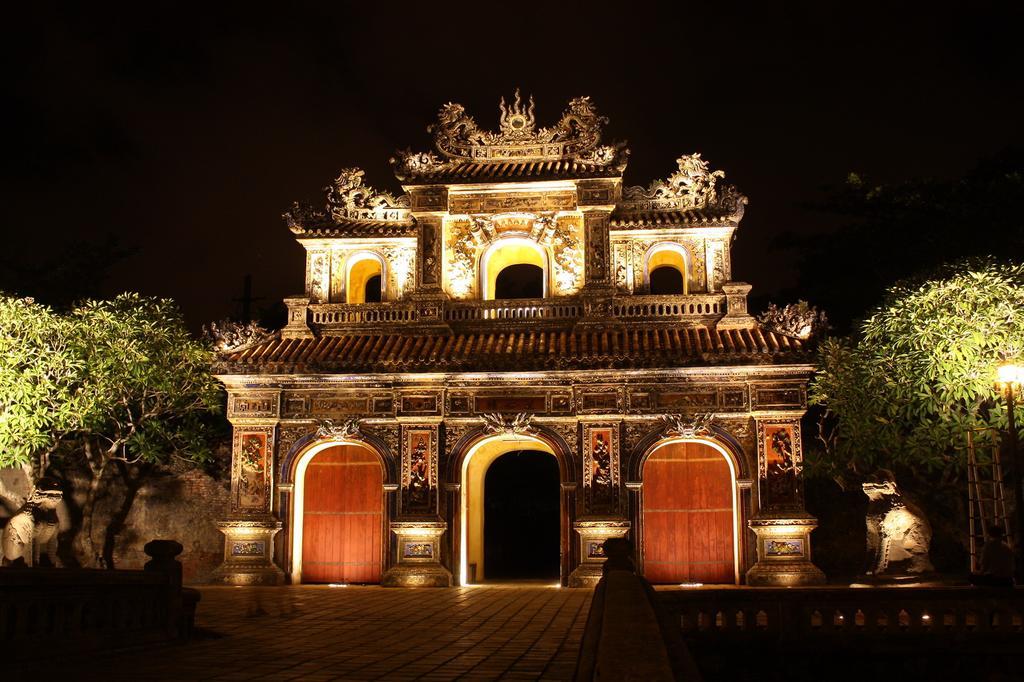 Sh Hotel Hue Bagian luar foto